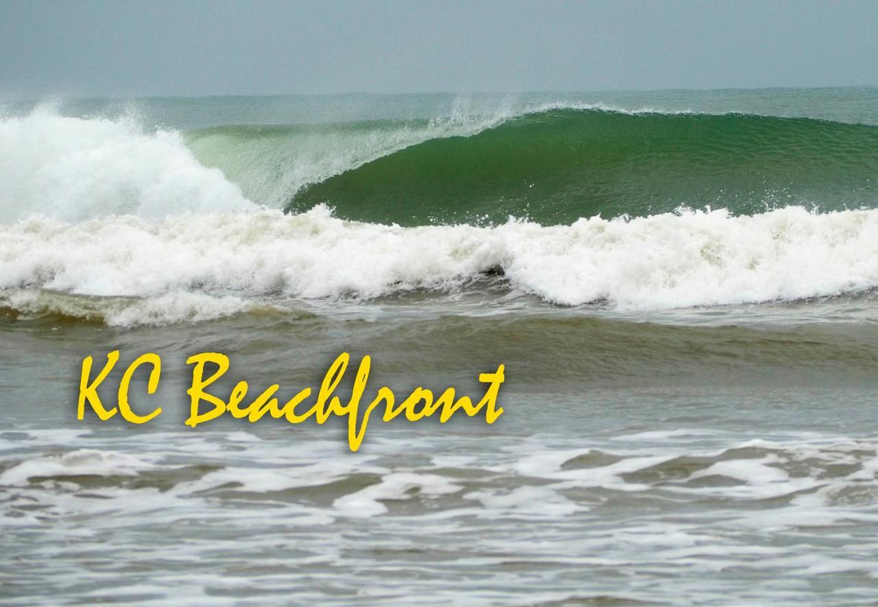 KC Beachfront Marang Exterior foto